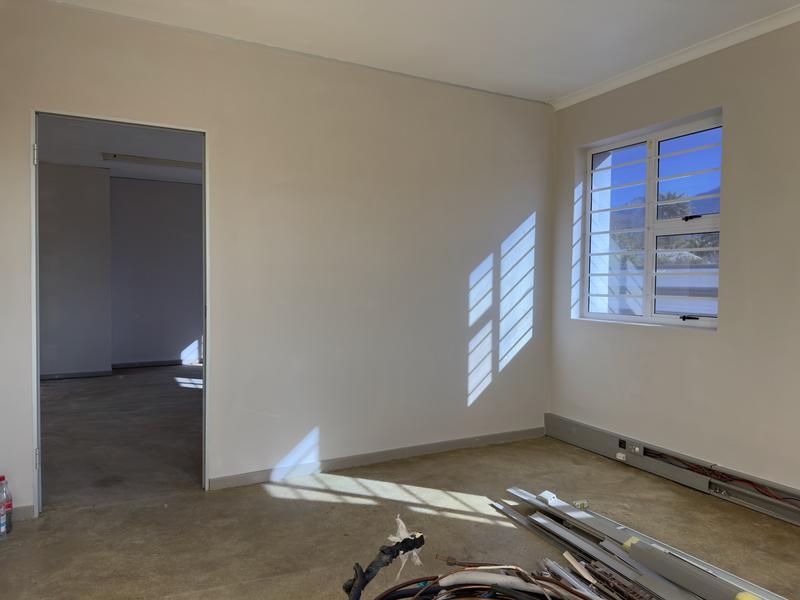 To Let Commercial Property for Rent in Wynberg Western Cape